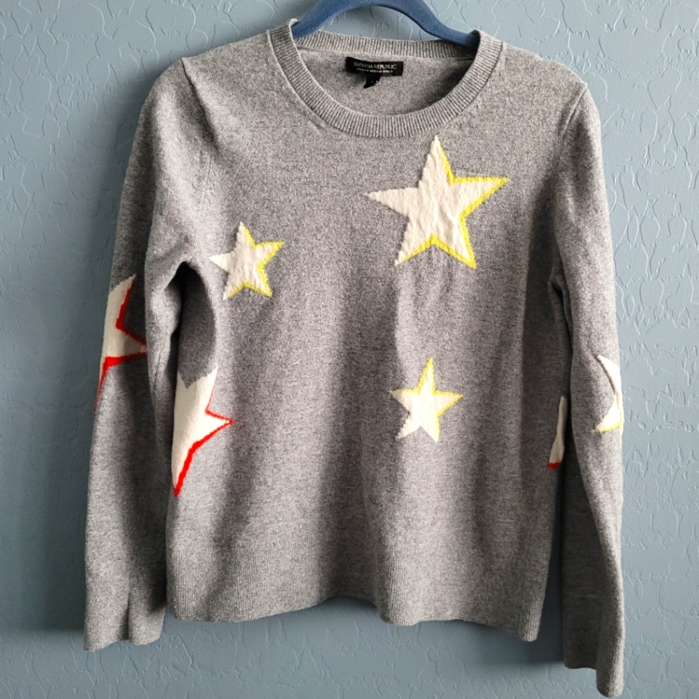 Banana Republic Merino Wool Blend Gray Star Sweater Size Large